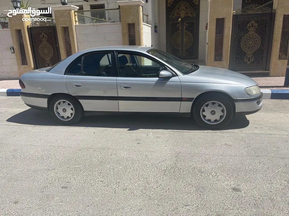 اوبل اوميغا بحاله ممتازه للبيع بسعر لقطه والسعر قابل للتفاوض بشيء بسيط
