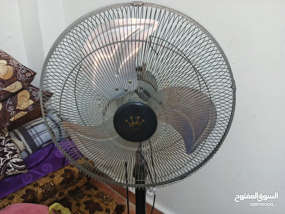 مروحة عاموديه فراشات المروحه حديد ممتازه للبيع