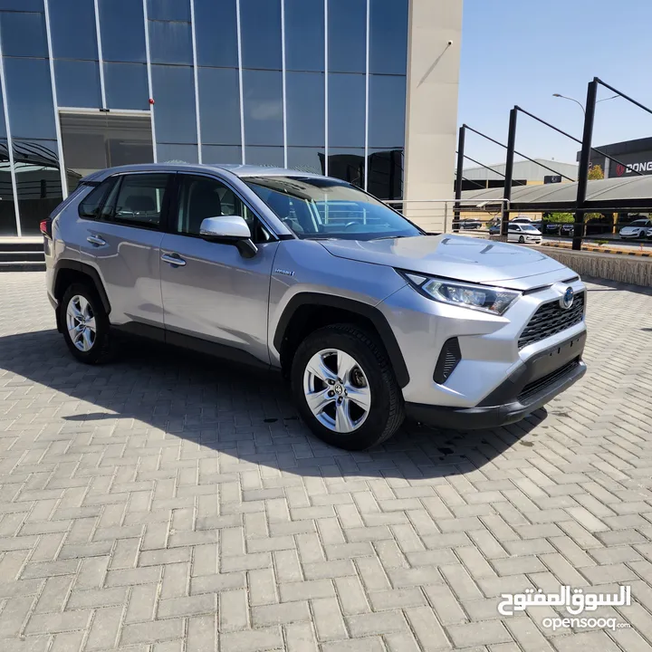 TOTOTA RAV4 LE FWD 2021