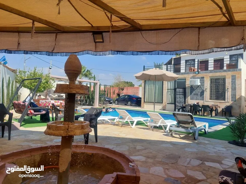شاليه جميل جدا وعائلي بسعر نار ...من مالك مباشره  مع بيت من طابقين