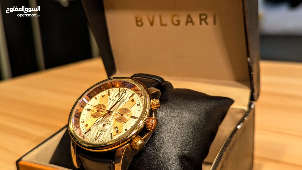 ساعة bvlgari الفاخرة . بولغاري