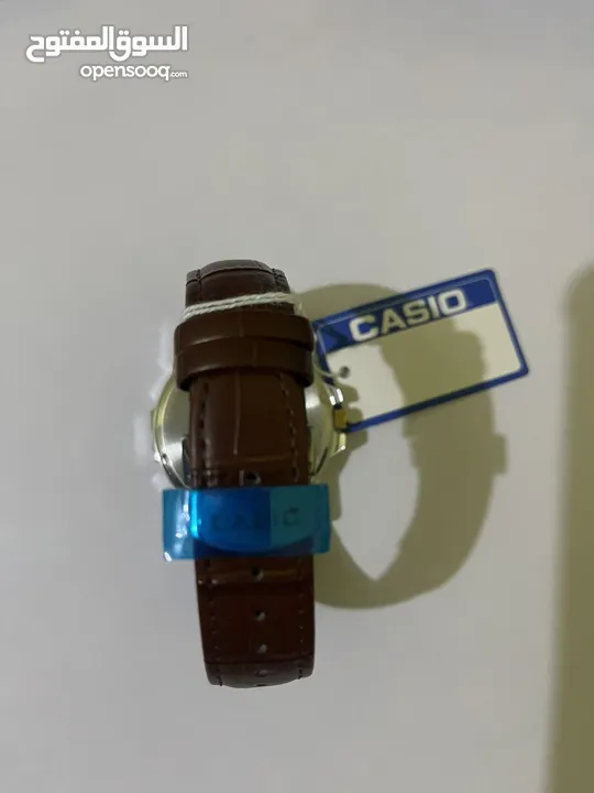 ساعه Casio بيد جلد بني مقاومه للماء اصليه