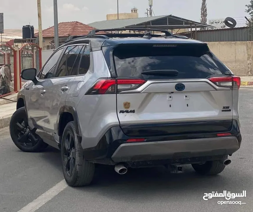 Toyota RAV4 Hybrid 2020 XSE lithium battery /فحص اتوسكور b+/ بانوراما اعلى صنف