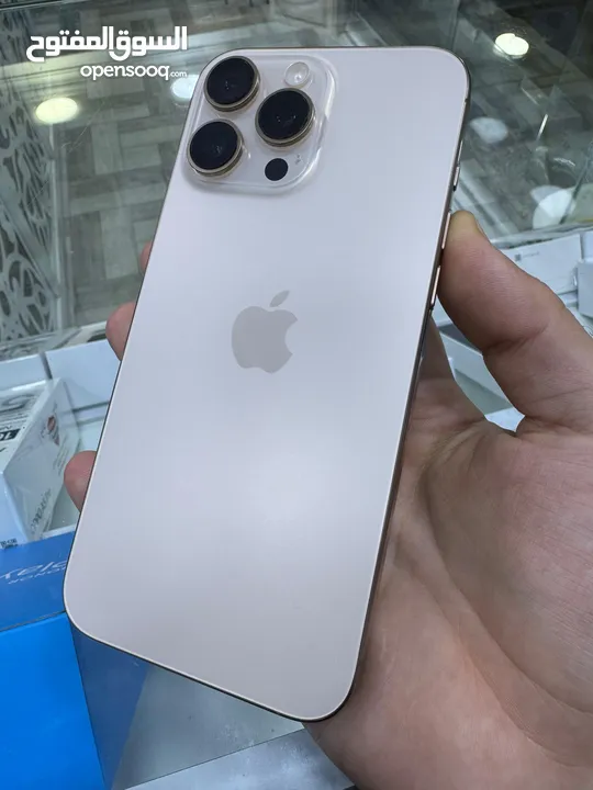 16 برو ماكس  بطاريه 100  مش مفتوح ولا مصلح  ولا خدش