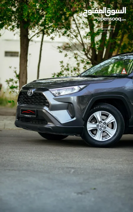 TOYOTA RAV 4  EXCELLENT CONDITION  2021  GREY