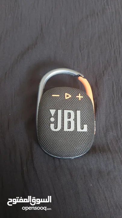سماعة JBL الغنية عن التعريف صوت محيطي عالي وصافي