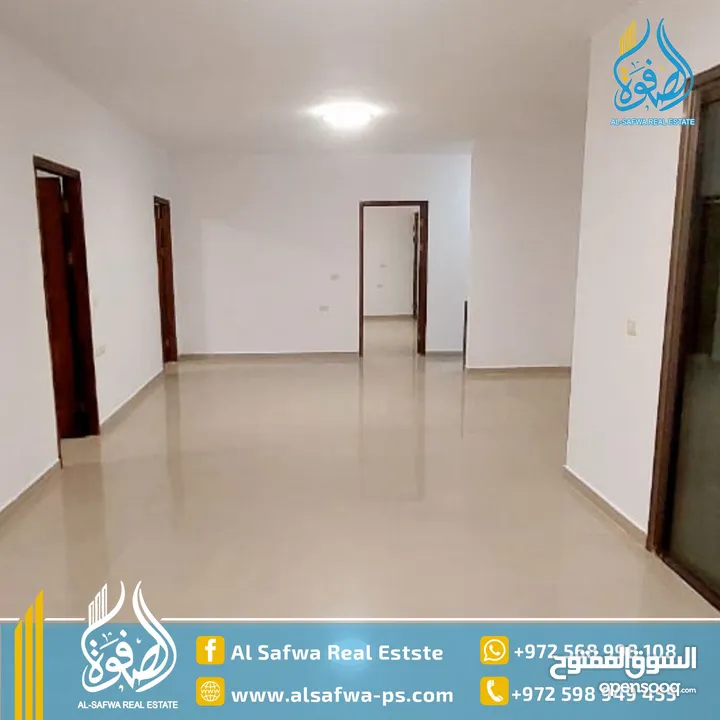 شقه مميزة بمساحه واسعه جدا للايجار الارسال قرب المقاطعه