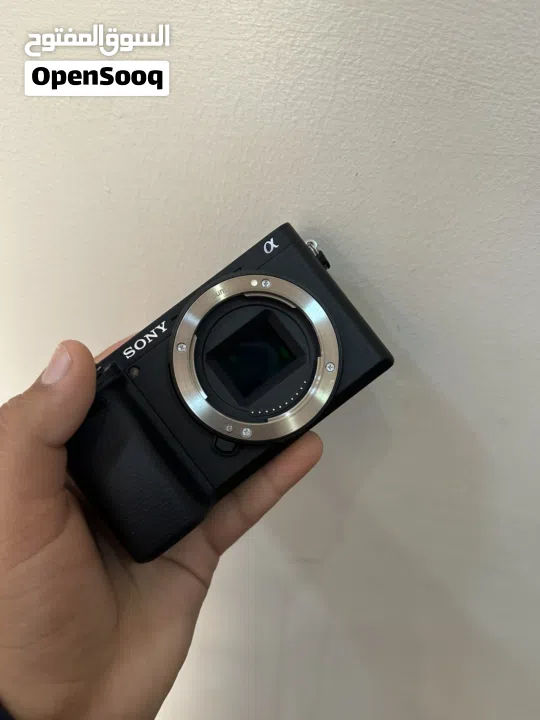 Sony Alpha a6400 Mirrorless 16-50mm Lens & Sony FE 50mm F1.8 Lens