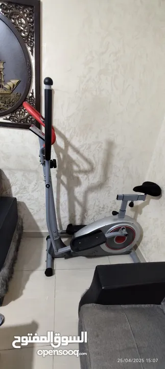 جهاز كروس وبسكليت مع بعض استعمال قليل بحالة ممتازة