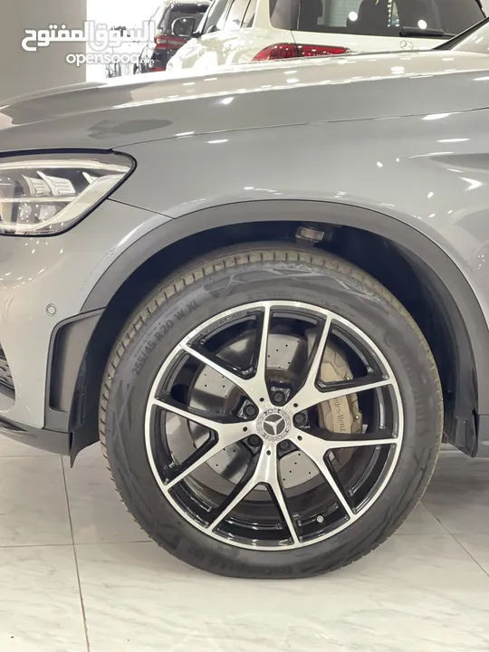 مرسيدس glc300e //AMG فل اضافات وارد الماني فحص نخب سعر مميز