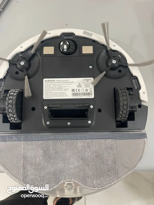 ربوت مسح وتكنيس ماركة شاومي وميديا جديد كرتوني