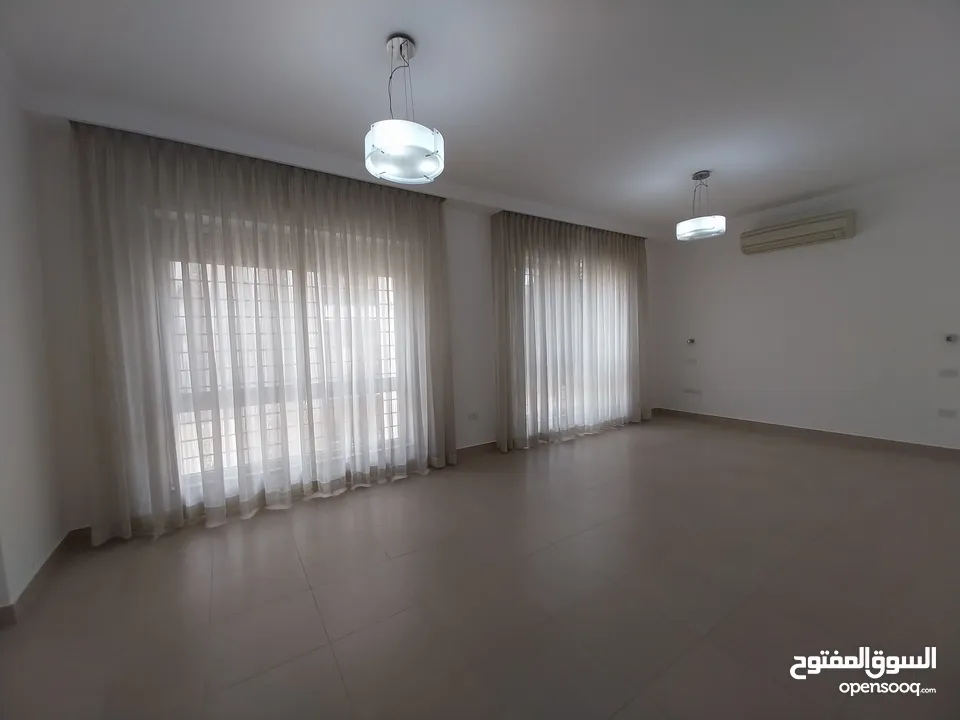 Apartment for rent in the 4th  ( Property 35748 )-174805053