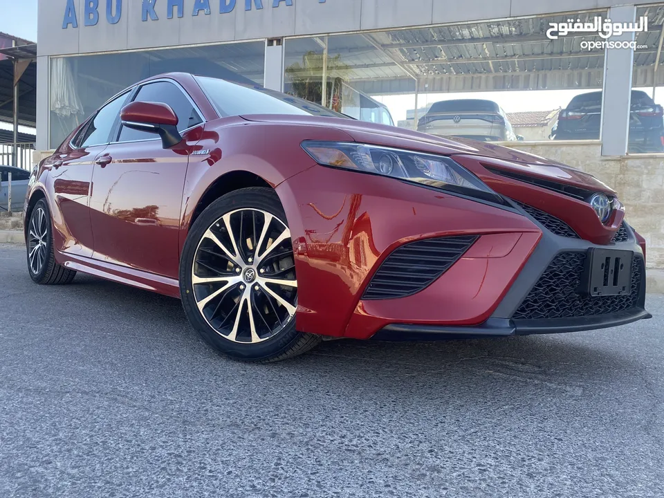 TOYOTA CAMRY SE 2019