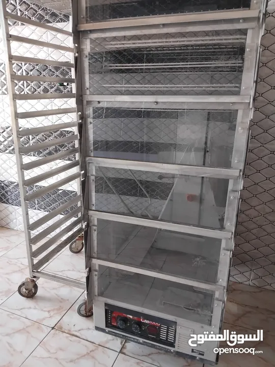 معدات وخط إنتاج مشغل دوناتس للبيع في عمان قابل للتفاوض للمهتمين فقط