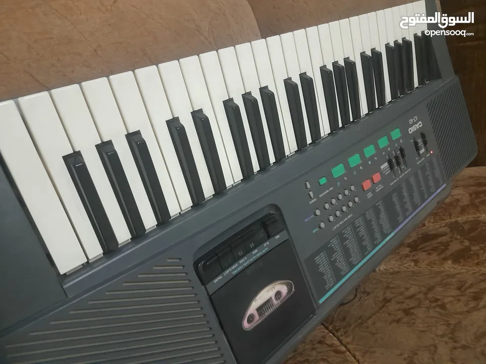 بيانو CASIO للبيع