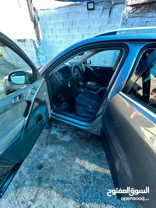 سيارة فلوكس فاجن تيجون