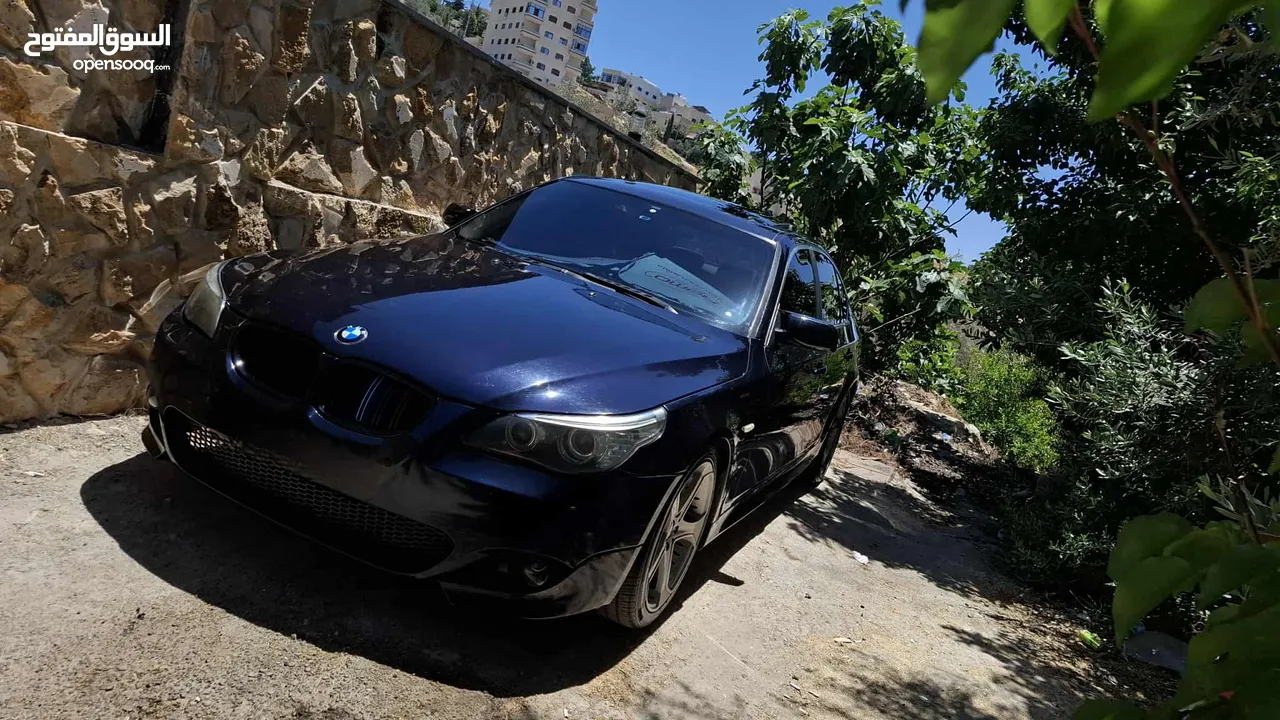 bmw e60 520i لبيع