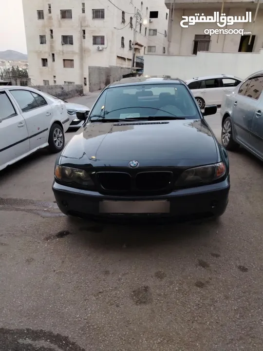 للبيع Bmw e46 2004  لون اخضر زيتي بجننن مع فتحة  دهان جديد السيارة كرتونة