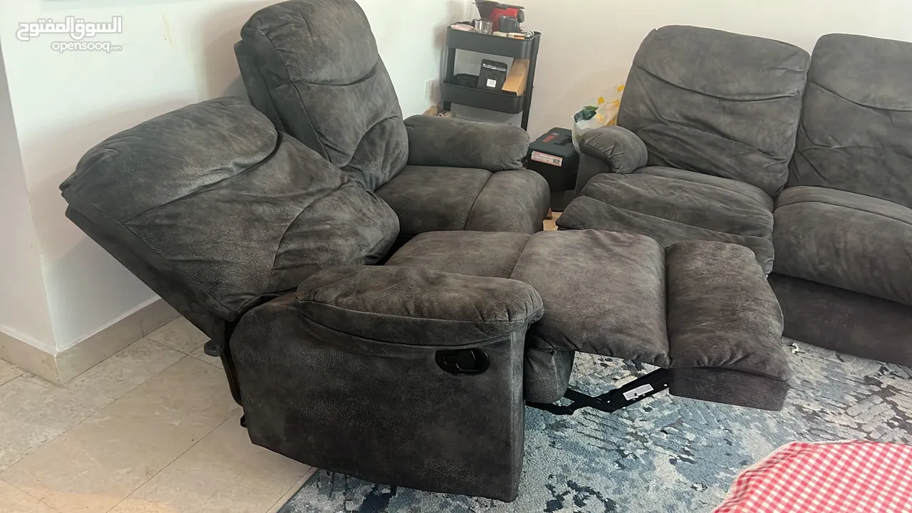 Grey Recliner Sofas