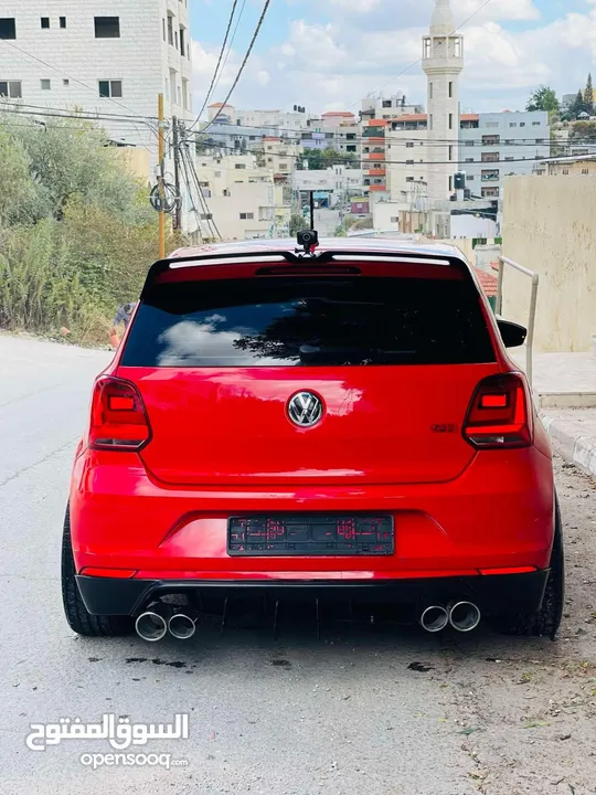 Polo8 فولكس فاجن