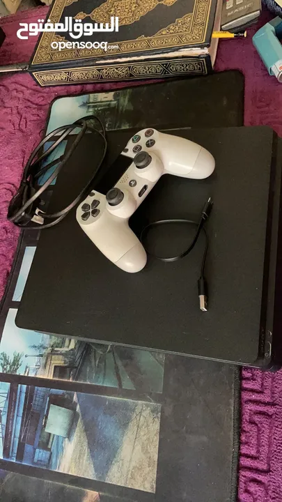 Playstation 4 slim 500 Gb with one original controller