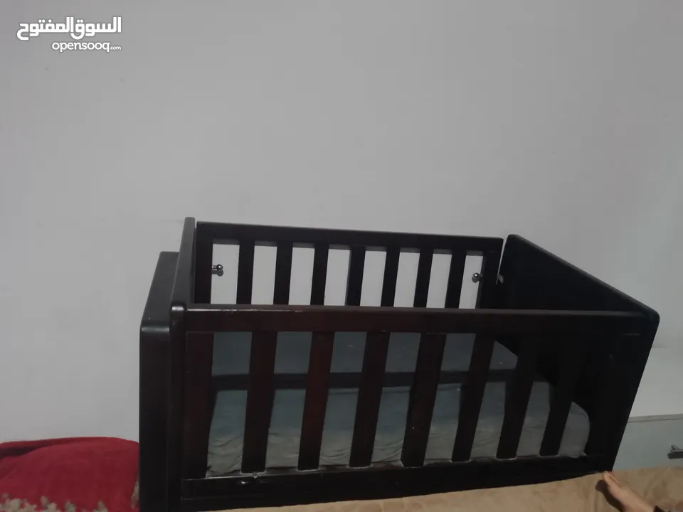مستلزمات اطفال للبيع