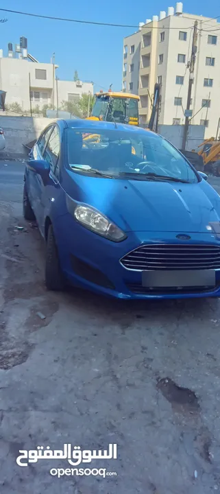 للبيع فورد فيستا جير عادي