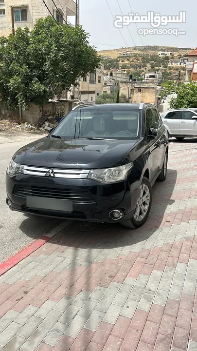 ميتسوبيشي اوتلاندر للبيع في نابلس