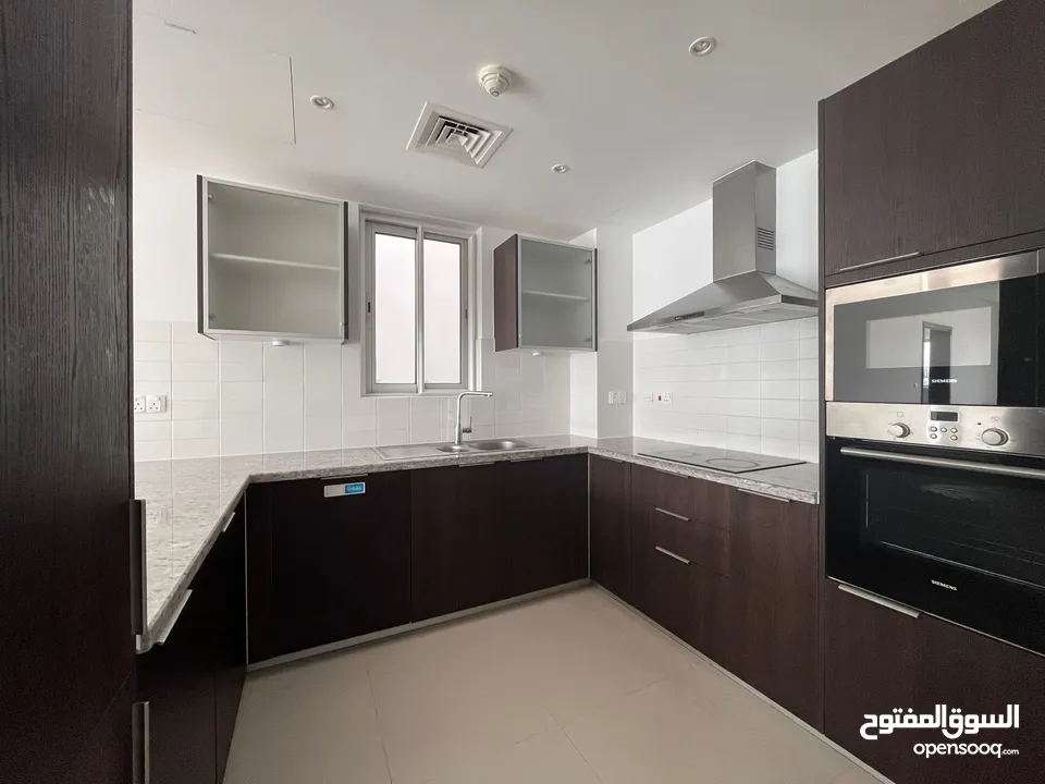 1 BR + Study Room Spacious Apartment for Rent in Al Mouj