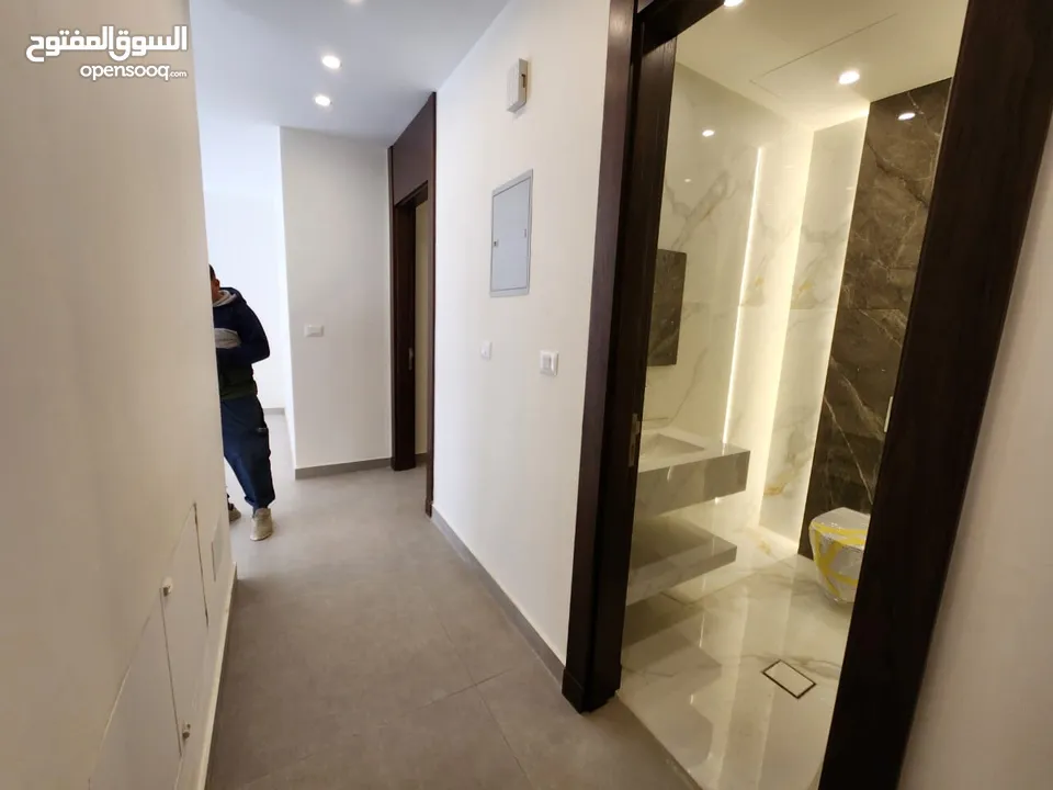 شقة دوبلكس فاخرة للبيع في عبدون  ref : 14388