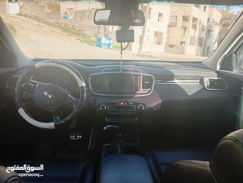 كيا سورينتو 2019 للبيع كاش