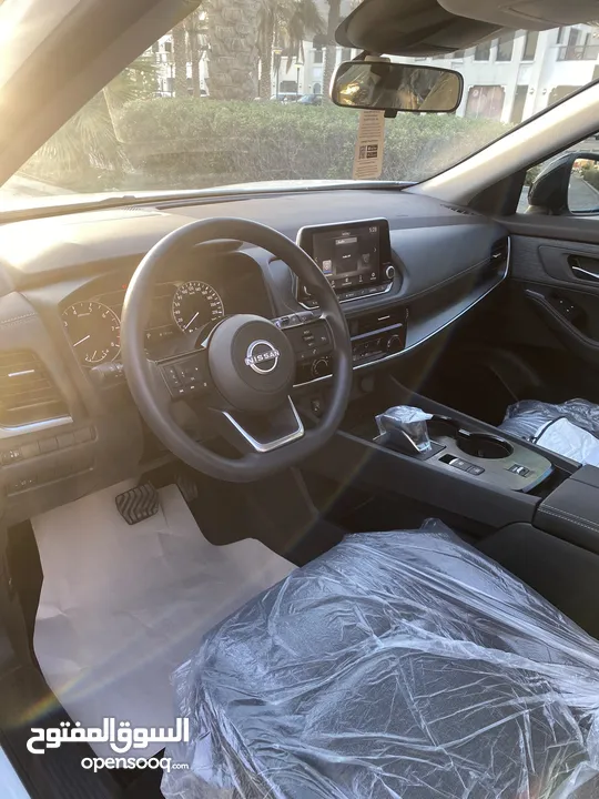 للبيع نيسان اكس تريل 2025