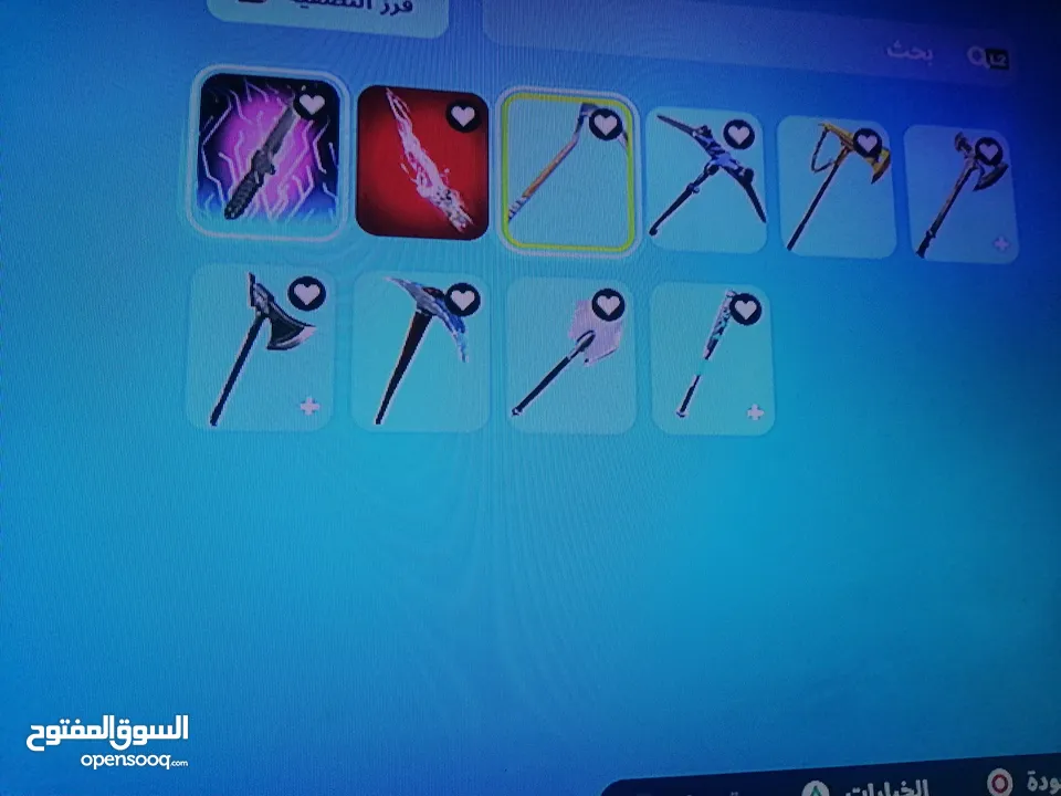 متوفر حسابين فورت نايت تواصل واتس