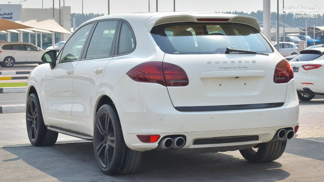 Porsche Cayenne Turbo GCC