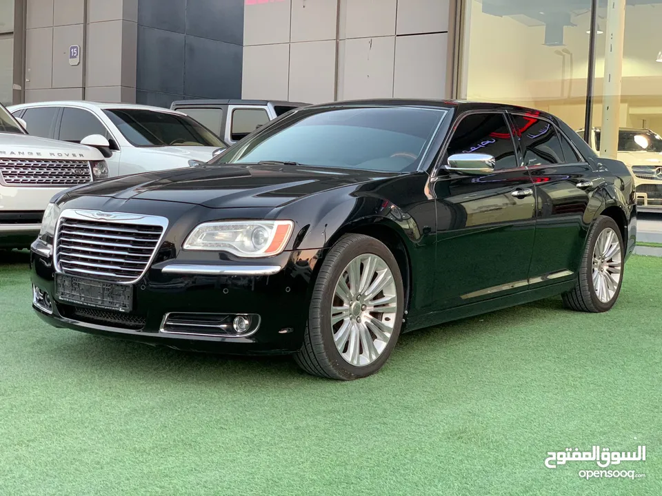 كرايسلر 300c 2014 خليجي فل اوبشن هيمي 8 سلندر ماشي 138 الف