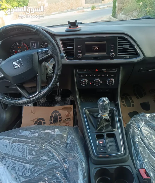 سيارة سيات ليون 2018 -  Seat Leon Car