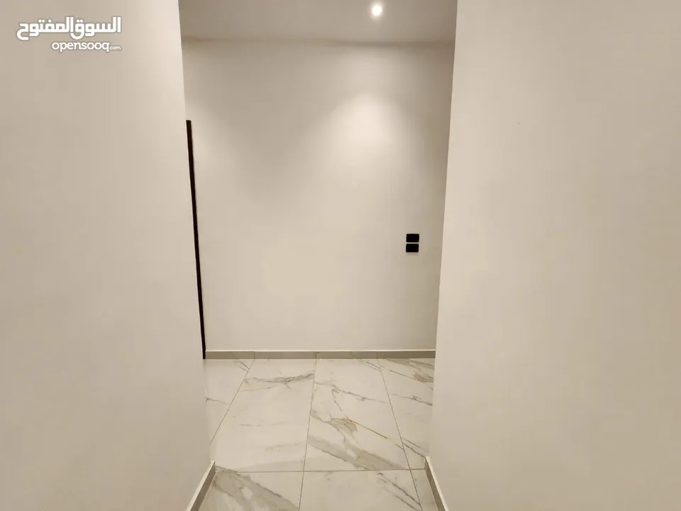 شقة للبيع على طريق المطار ( البنيات )  ref : 14365