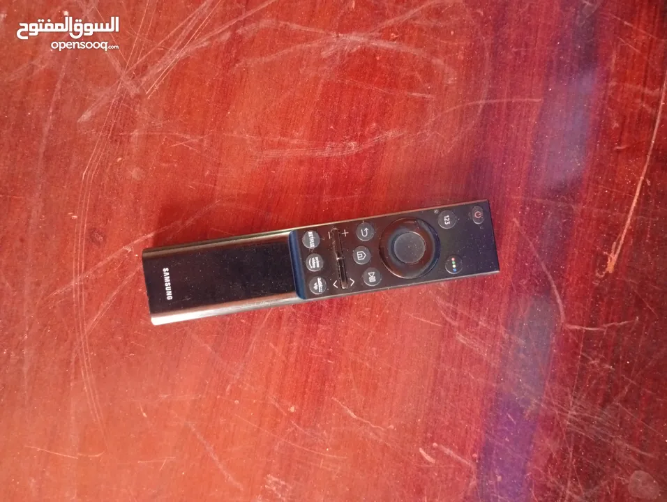 شاشه نوع  ماجيك 75بوصه فل سمارت  نادي السباق ويوجد شاشه نوع سامسونج 65وكالة