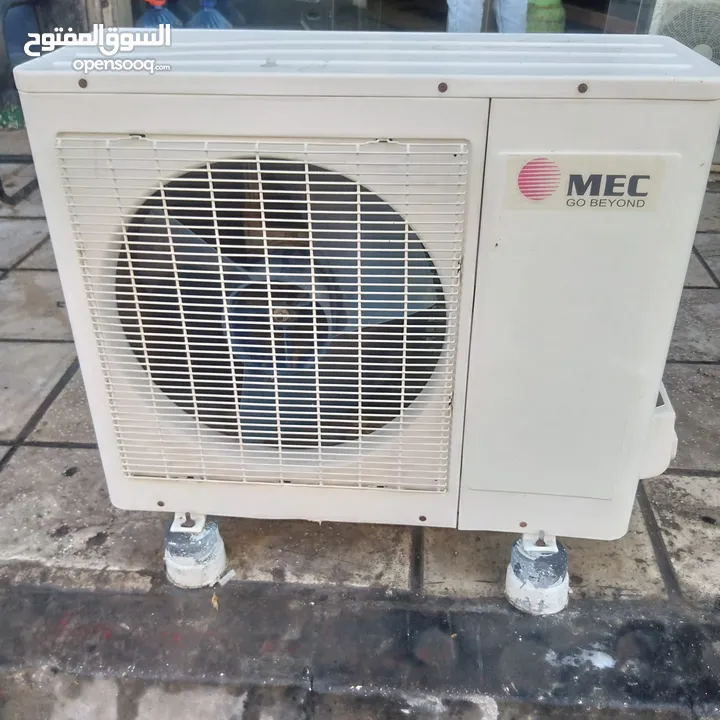 مكيف 2 طن MEC بحالة لجديد عادي بسعر 165 بارضه