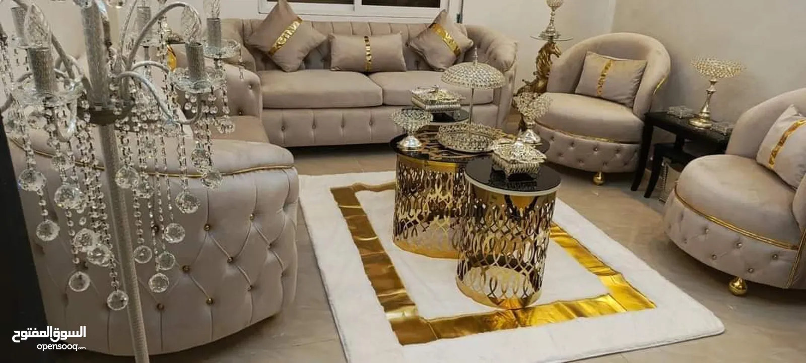 خدمات تنجيد الأطقم وغرف النوم نقل العفش فك وتركيب غرف نوم داخل المنزل