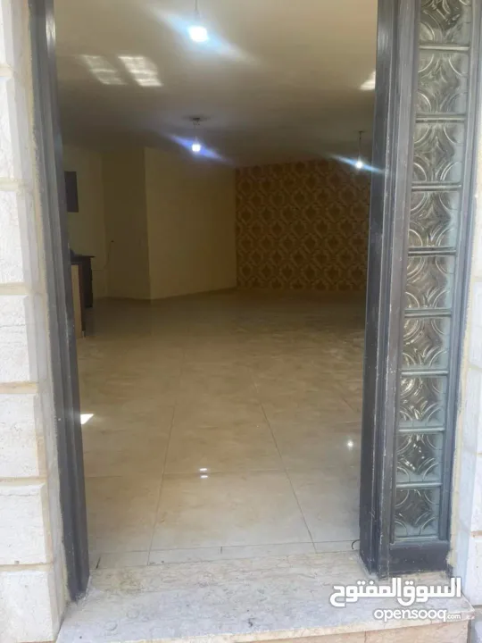 شقة مستقلة بأول سردا للايجار