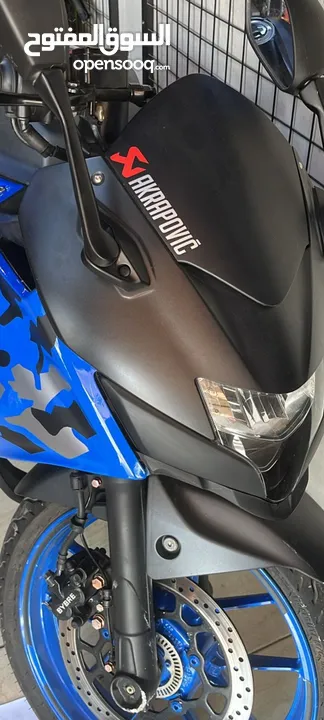 سوزوكي جيكسر 250sf  Suzuki gixxer 250sf