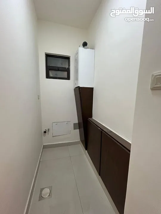 شقة طابق ارضي مع ترسات سوبر ديلوكس بأجمل مناطق مرج الحمام / شقة طابق الثالث مع رووف وترس