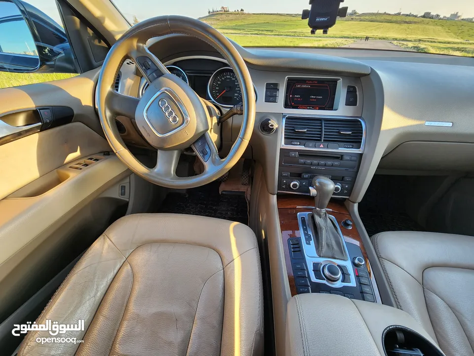 Audi Q7 2009 3.6