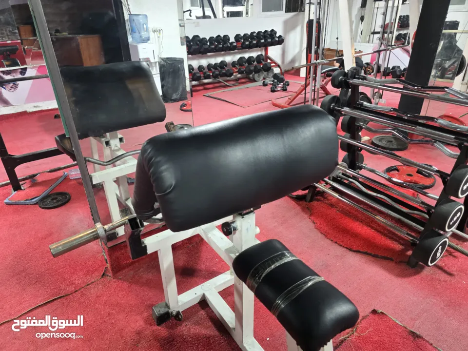 نادي جيم كامل للبيع