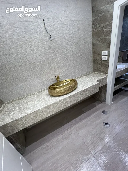 شركة سوبر ديلوكس