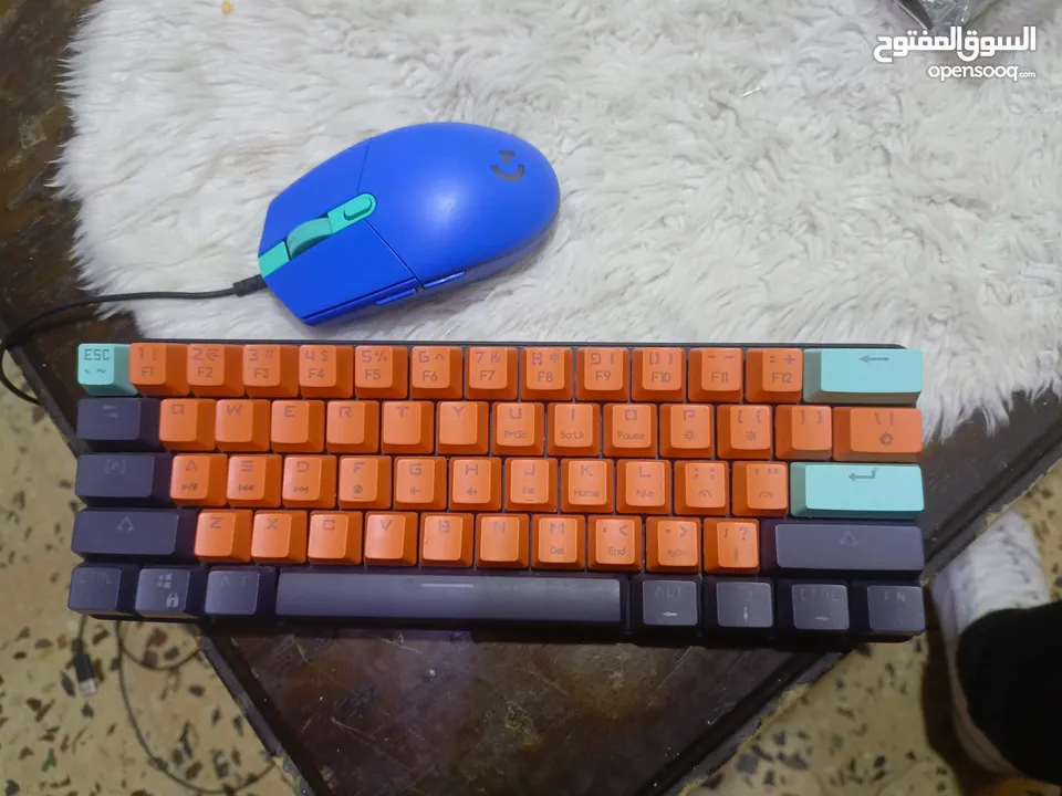 ماوس logitech G203 للبيع مع كيبورد