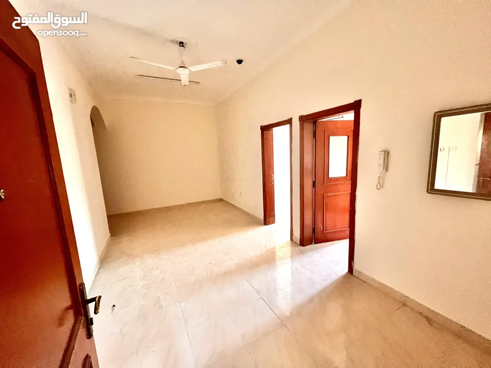 2 bedrooms flat for rent in muharraq near KFC