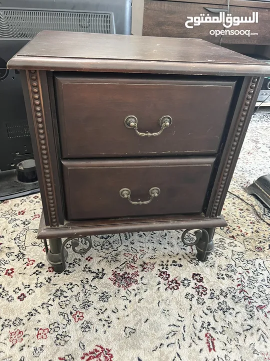 Bed side table / Bedroom drawer