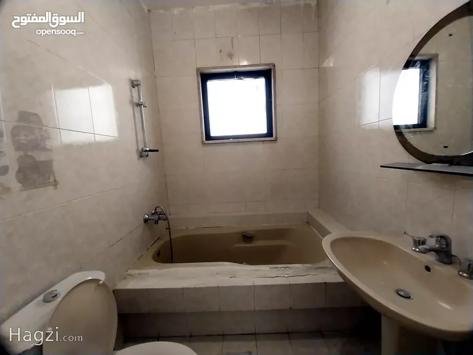 شقة طابق ثاني بمساحة 220 متر للبيع في تلاع العلي ( Property ID : 30503 )